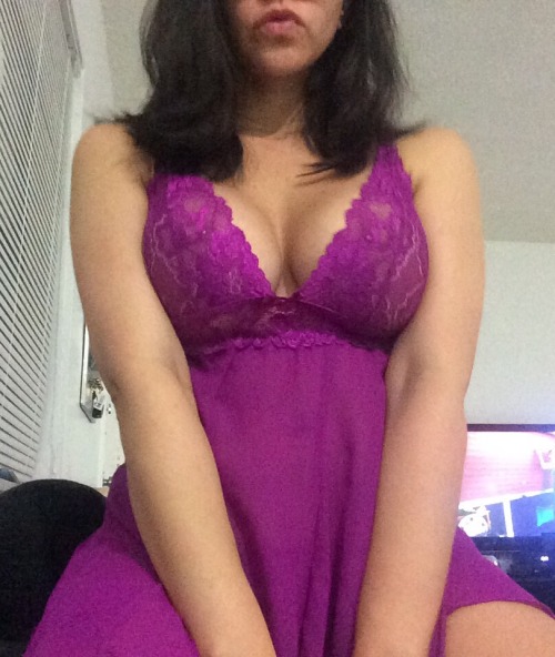 Porn holycin3:  You like purple?! Waiting for photos