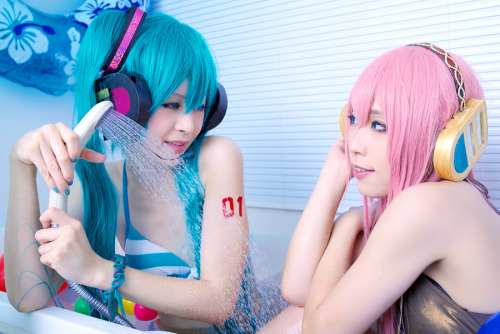 okudaao:  初音ミク : 懐 巡音ルカ : 黎 