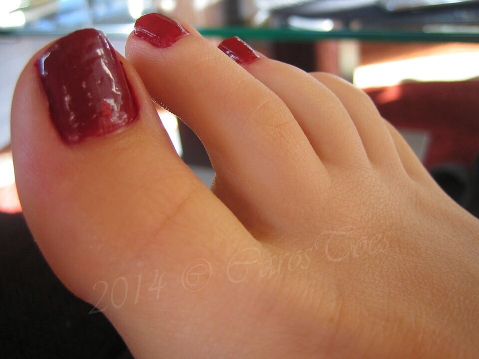 carostoes:  Just seconds ago I released my #toes from my leather pumps. You’re