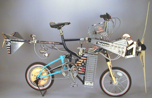 rocketumbl:宿野輪天堂 ジェットエンジン自転車、水噴射自転車、風力発電電動自転車、蒸気自転車