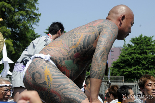 三社祭 浅草、東京。Sanja Matsuri