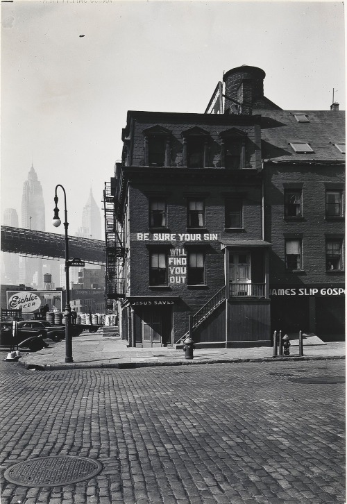 Gacougnol:todd Webbjames Slip Mission New York, 1946