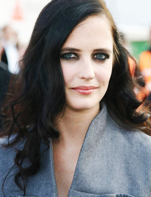 Porn Pics evaggreendaily:   Eva Green | Dior Event