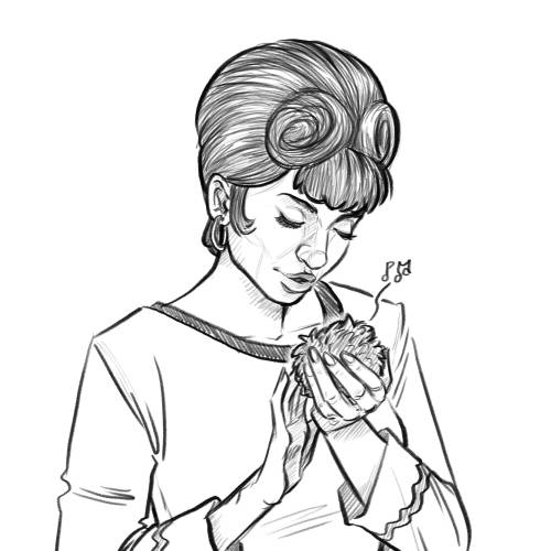 megmcmuffins:TOS Uhura being a sweetheart with a tribble =)
