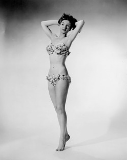 retrogirly:  Rosemary Williams wears a bikini