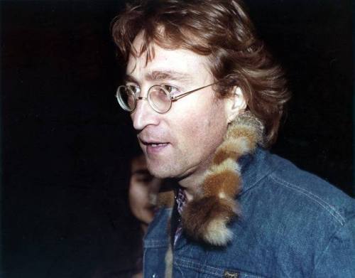 hellyeahlennon: John Lennon 1976.
