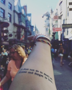lisztomaniansinger:  My HP tattoo in front of the Gringotts bank.