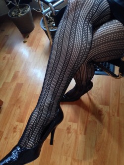 sammifeet:  A different take on an old fishnet