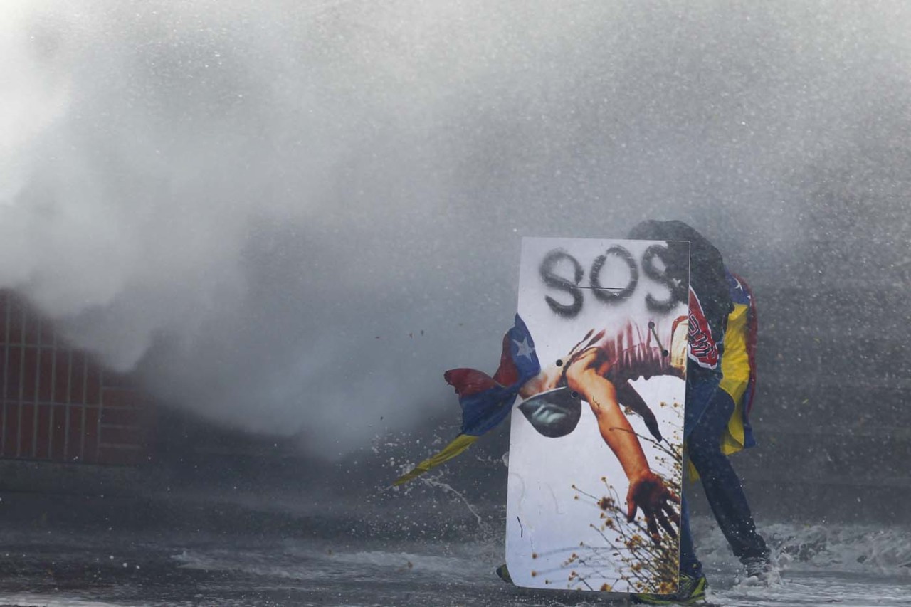 juancarls:  La represión del gobierno se mudó a Bello Monte… 20/03/2014.   