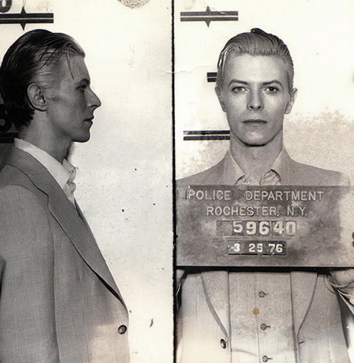Monday Mood, or “David Bowie: How To Dress Swag In Jail”.