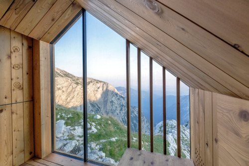 prettyarchitecture:  Alpine Shelter Skuta The extreme climatic conditions in the mountains introduce a design challenge for architects, engineers and designers. Within a context of extreme risk to environ­mental forces, it is important to design buildings