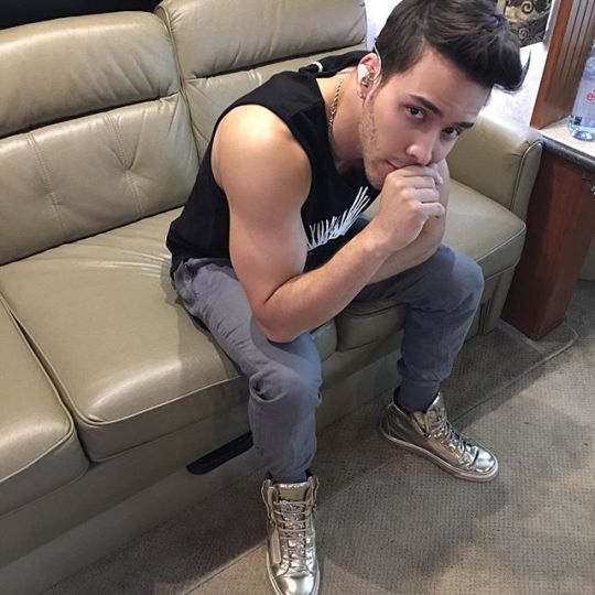 Prince Royce muestra los resultados del gimnasio; tiene cuerpo de modelo