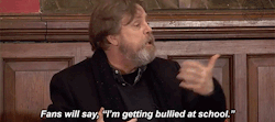 shiftergoddess:  reyton:  Mark Hamill speaking to fans at Oxford Union.   This is such a nice - and powerful - thing to do. 