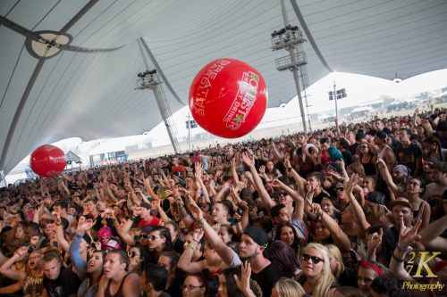 Breathe Carolina playing at the Vans Warped Tour at Darien Lakes (Buffalo, NY) on 7.8.14 Copyright 2