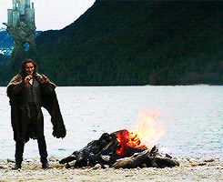 everthehero:  rumplestiltskin: part-time fairy godmother, part-time stylist 