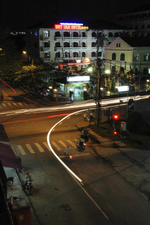 Qlassic bit of teenage long exposure. Duy Tan Hotel. Hue. Vietnam. 2007.