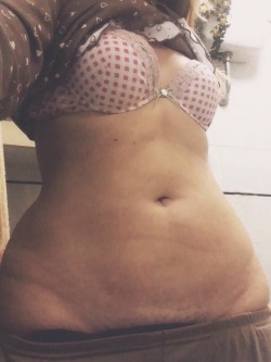 curvygirlsbeautiful:  Me