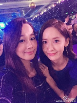 mystarmyangel:  160518 YoonA from 金善伊 (the translator unnie) weibo: 闪现北京，匆匆一见，还未离开，已经想念/::&lt;/::&lt; 小可爱，我们相约下一次^^ ～～짧은 만남이 넘흐 아쉬운 우리 한류여신 임배우님,