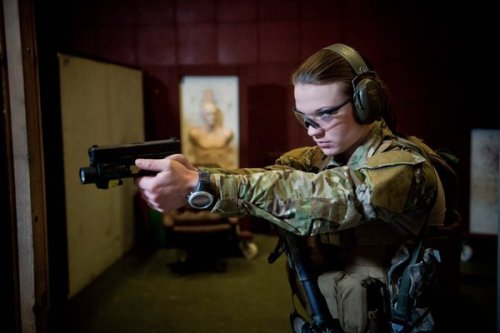 canadian-carbine:  Norwegian Jegertroppen - The world’s first all-female special forces unit. Jegertroppen which means “Hunter troops,” were created in 2014 and were visualized as a  solution to the growing need for female special operations soldiers,