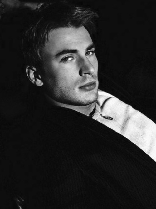 Chris Evans. B+W.