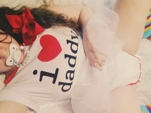jennibellarella:  ❤ My new favoritest onesie from 