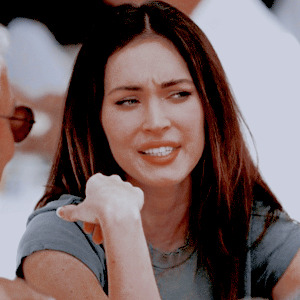 Megan Fox
like/reblog if using