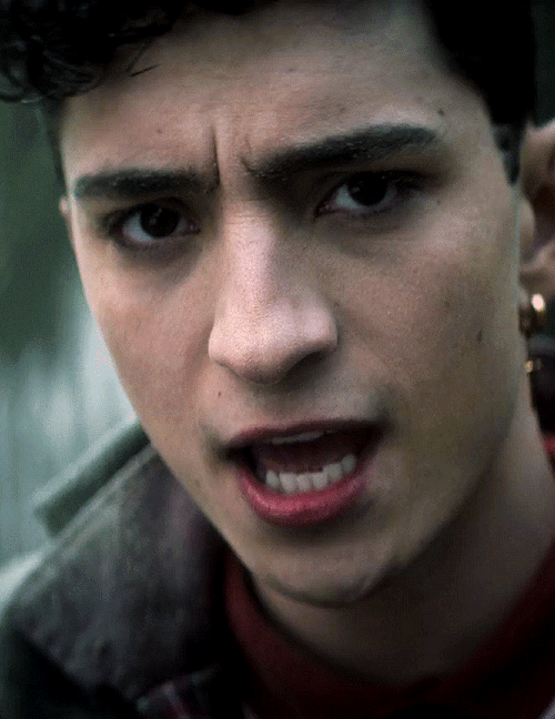 JAYDEN REVRI As CHARLES ROWLANDGEORGE REXSTREWasEDWIN PAYNEDead Boy Detectives(2024) Season 01, Episode