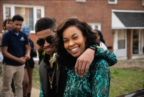 emo-sanders-sides-loving-unicorn: virgilanxiety:   spoonmeb:  sirfrogsworth: I thought this was very sweet. Young Nassir asked his mother, Fatima, to his senior prom. It looks like they had a swell time and their outfits sparkled in all their matching