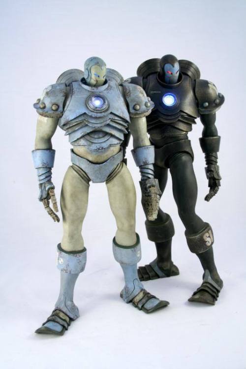 World of 3A / Marvel The Invincible Iron Man Stark Industries Prototype and Stealth hands. Photogra