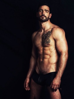 scarpucci:  Jess Vill  