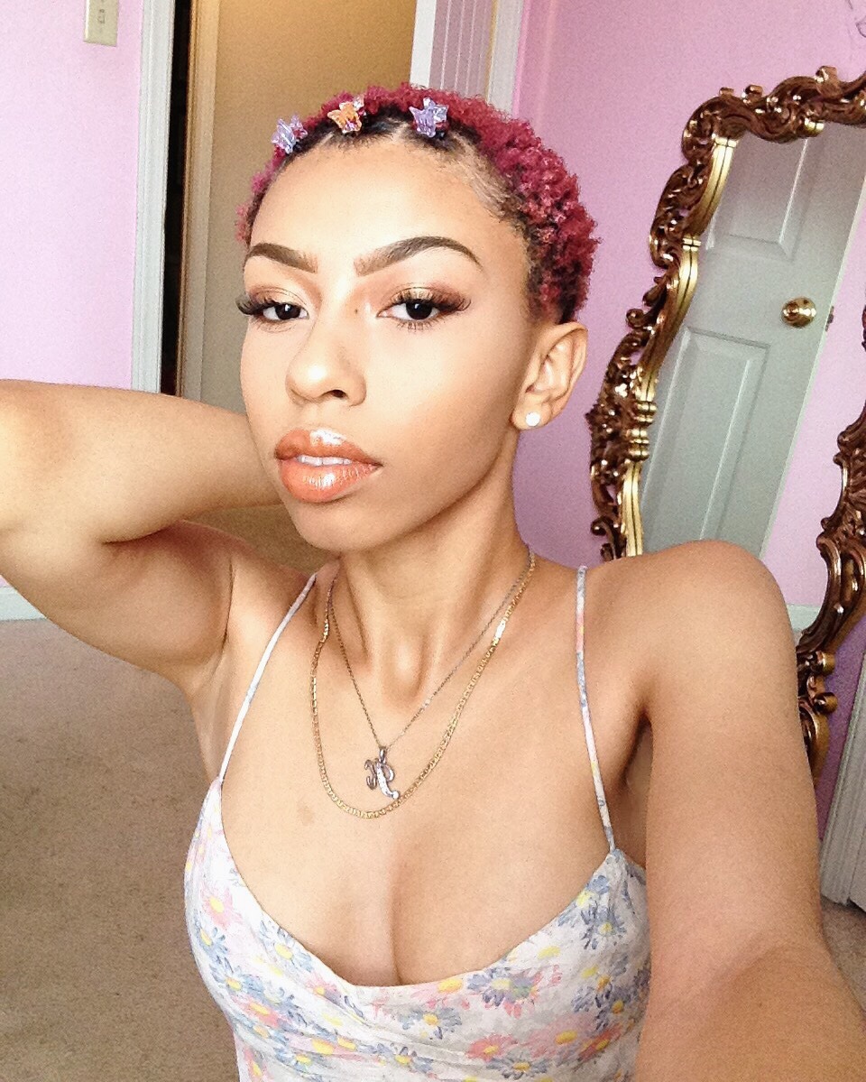 ksteazy:  feeling like a butterfly ✨ (ig: kirbibourage)