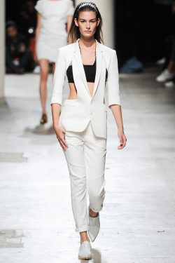 Spring 2015 Ready-to-WearBarbara Bui   