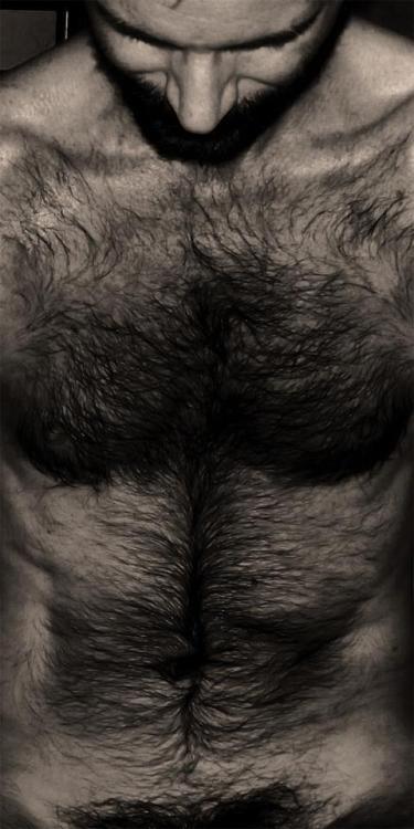 fuzzyfeltguy:  Gotta reblog my self pics when I find ‘borrowed’ copies on other blogs. :)