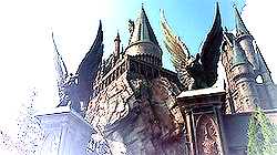 aetherghouls-deactivated12242016:  Dreaming - Diagon Alley (x) 