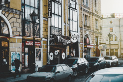 andrey-ivanoff:  One of the old streets in the center of St. Petersburg🏘☀️Одна из старинных улиц в центре Санкт-ПетербургаInstagram