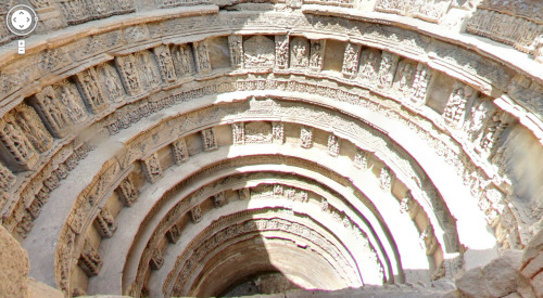 indiastreetview:Rani-ki-vav (the Queen’s Stepwell) is a UNESCO World Heritage Site located in Patan,
