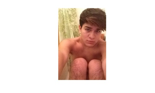 typicalkevin:  Nudity is beauty 