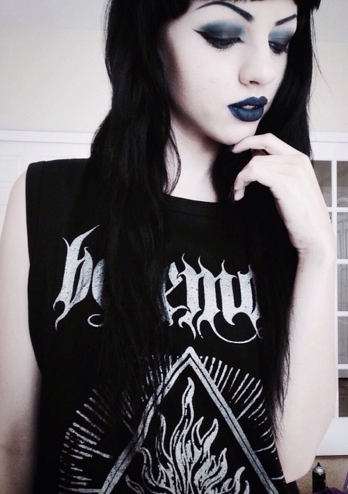 alexisheretic:  “Myself am hell and hell I shall unleash.” 💀 