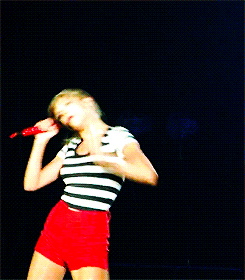 swiftnetwork:  Taylor dancing during “My Songs Know What You Did In The Dark&quot;