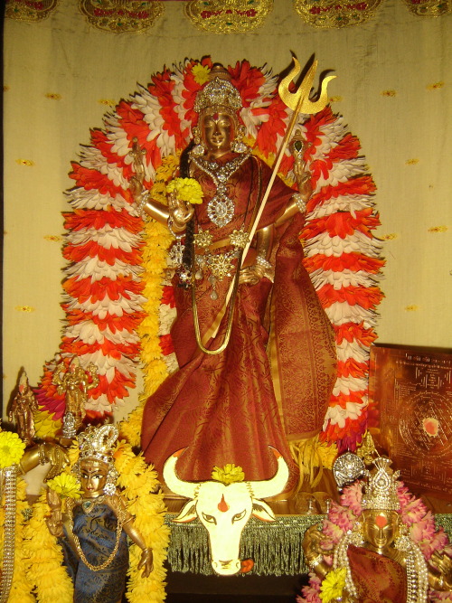 The Vishnu deity of my altar today as Durga, in commemoration to the Durga PujaA tradition of alanka