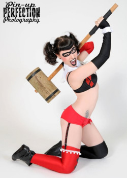 nerdsandcutethings:  Harley Quinn. Model: