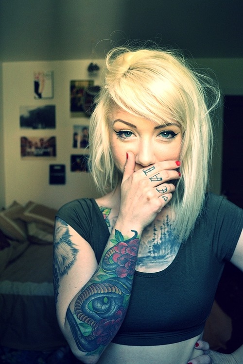 itsall1nk:  More Hot Tattoo Girls athttp://hot-tattoo-girls.blogspot.com