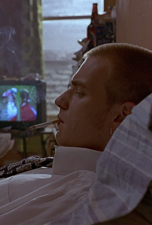 imyourcherrybomb:ewan mcgregor in trainspotting, 1996.