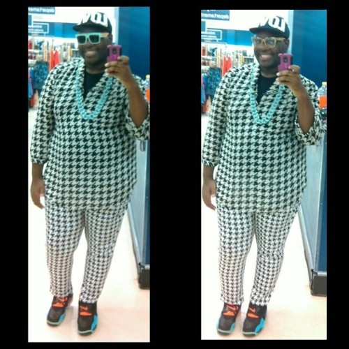 Sometimes you feel like a print and sometimes you dont!!! But you always gotta look your best!!! #fa