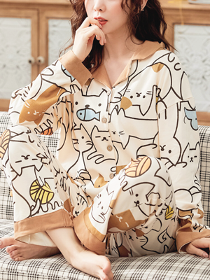 pinkublr:♡  cute cats pajamas set  ♡✧  special discount code  -  tumblr0102  ✧