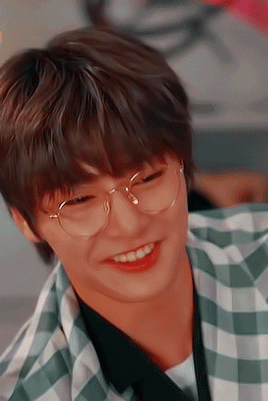 Stray Kids X Glasses = A Concept (part 2)