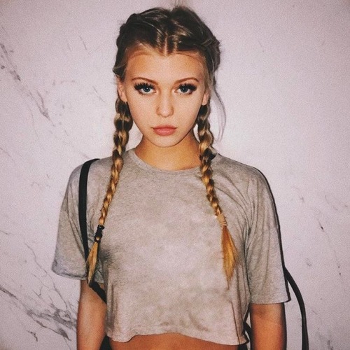 Sex shadowsofoldorgasms:  Loren Gray || Perfect pictures