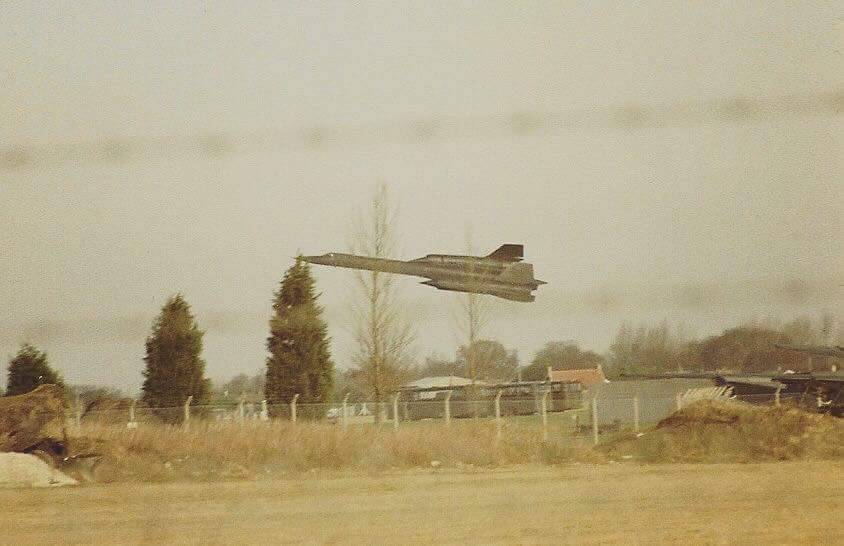 russian-support: texasgmg:  SR-71 flowing low near Odessa, Tx in about ‘72  Gotta