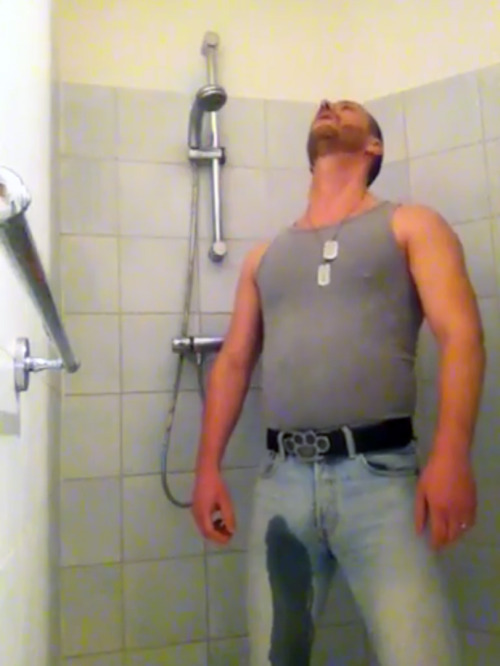 beuker71:  pissinghispants:  This bad-ass stud is so fucking hot!!! Check out his amazing tumblr and his piss-soaked xtube: http://beuker71.tumblr.com/ http://www.xtube.com/community/profile.php?user=beuker71 Seeing this hunk take a hot piss in his tight