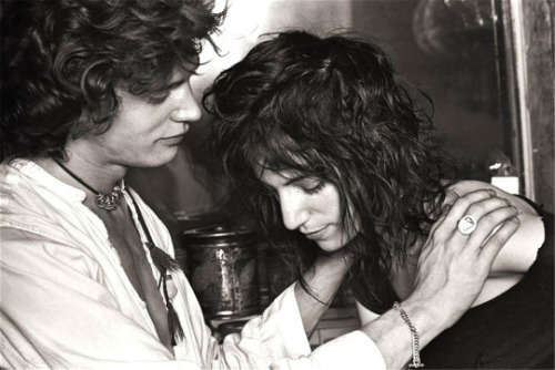 orwell:   Robert Mapplethorpe & Patti Smith by Norman Seeff, NYC 1969 